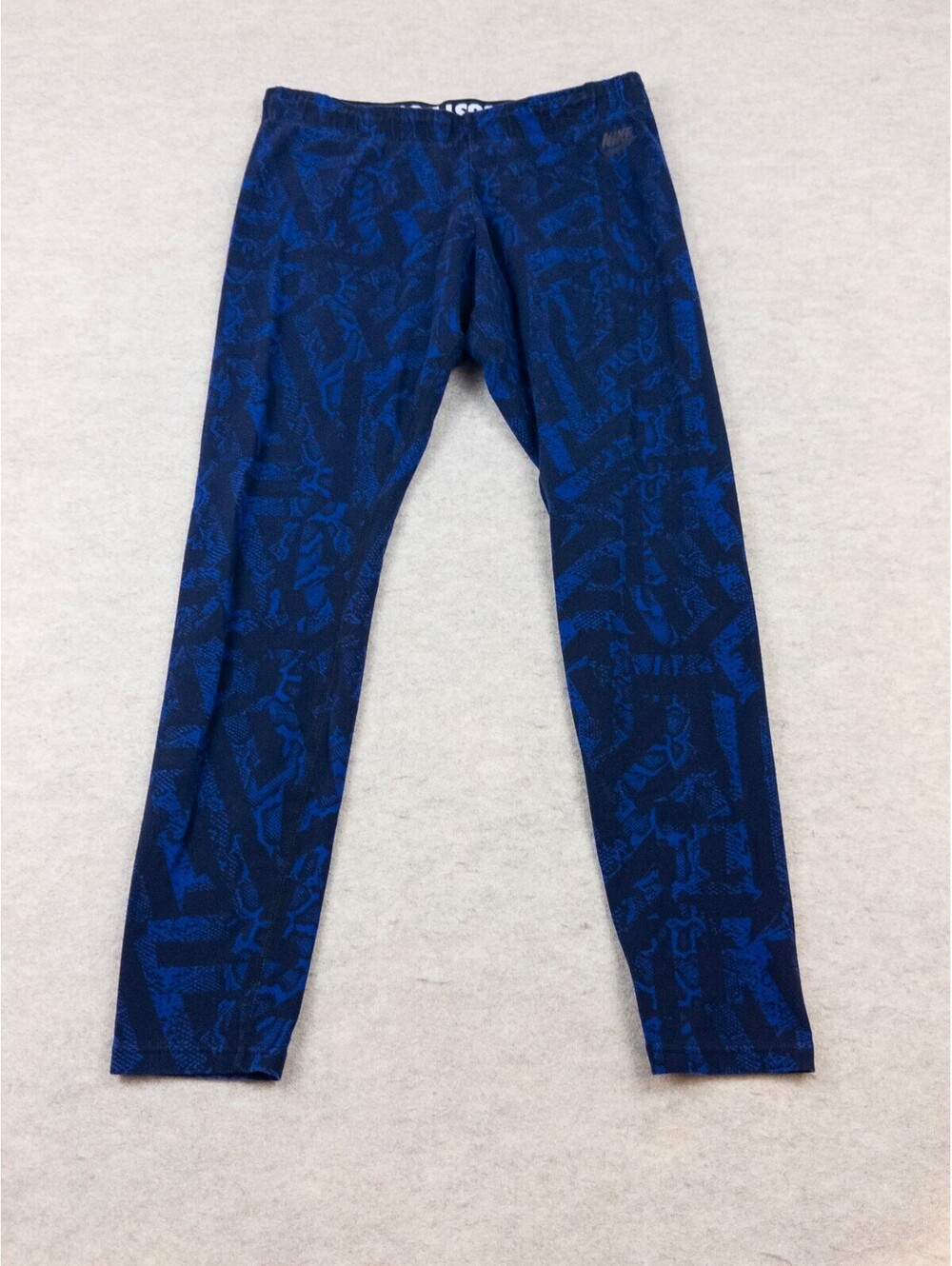 Nike Women's Blue Patterned Leggings Size Large